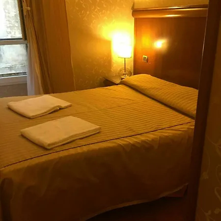 Wonderful In 3* Rome